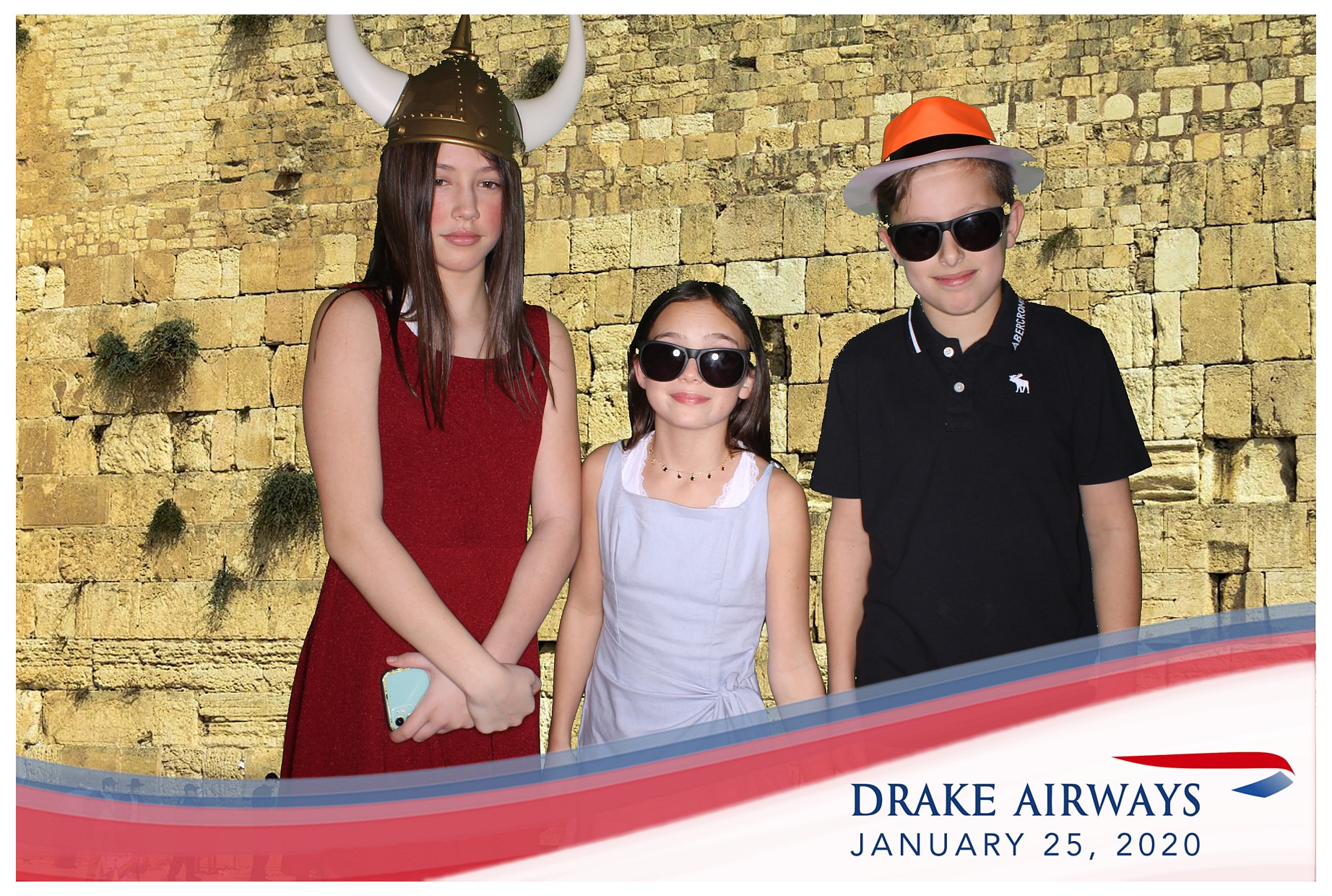 Drake Airways | View more photos from the event at gallery.photoboothcincy.com/u/PhotoBoothCincy/Drake-Airways